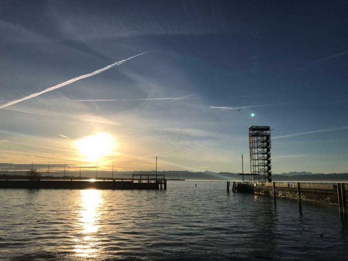 Apartment Friedrichshafen Center ภายนอก รูปภาพ