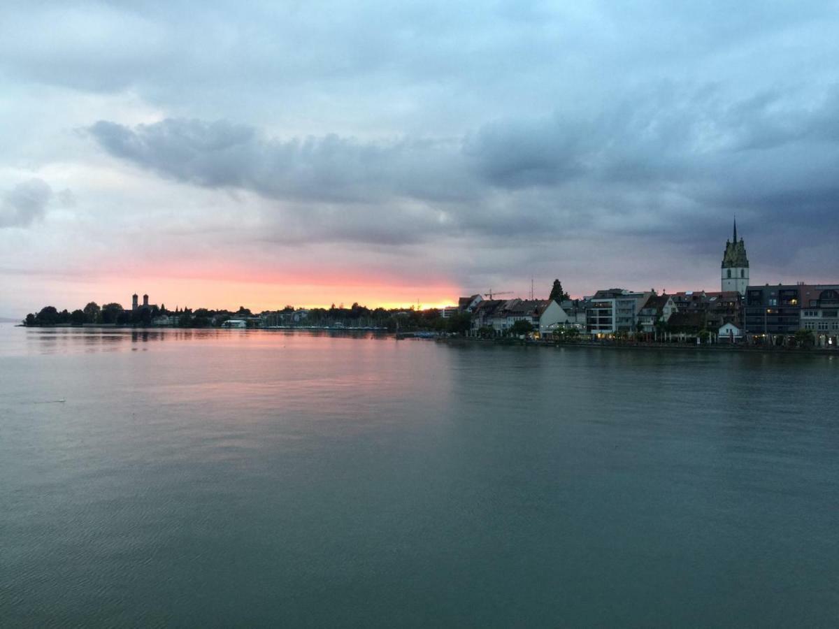 Apartment Friedrichshafen Center ภายนอก รูปภาพ